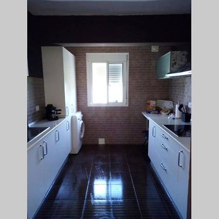 Sevilla ,piso completo en buena zona,Wifi y aparcamiento Exterior foto